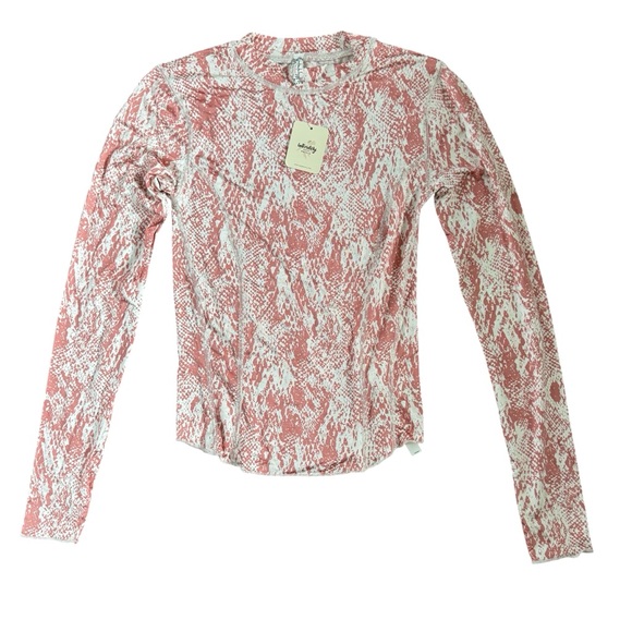NWT Free People Intimately Rose Pink Animal Print Active Long Sleeve Top XS - Picture 1 of 6
